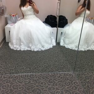 David’s bridal collection ivory A line dress zipper bustle